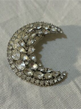 Rare HTF Crown Trifari White Rhinestone Crescent Moon Shaped Brooch